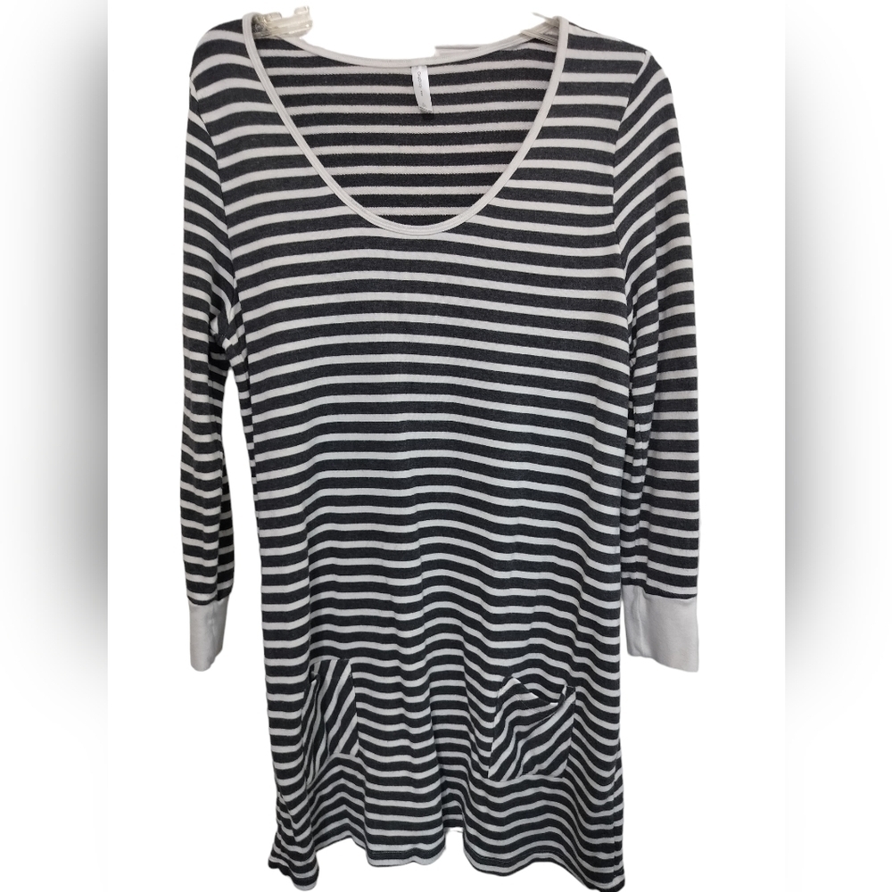 1788) GAP Body Women's Gray & White  Stripe Shift Jersey Dress Size XL